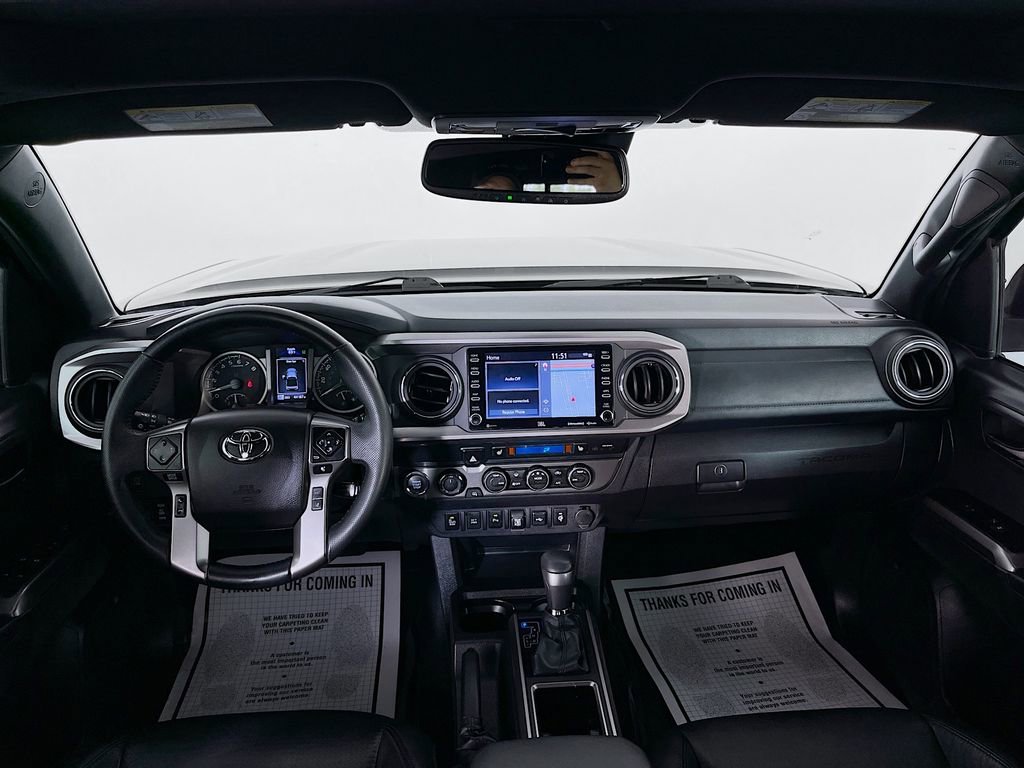 Used 2022 Toyota Tacoma Limited image 10