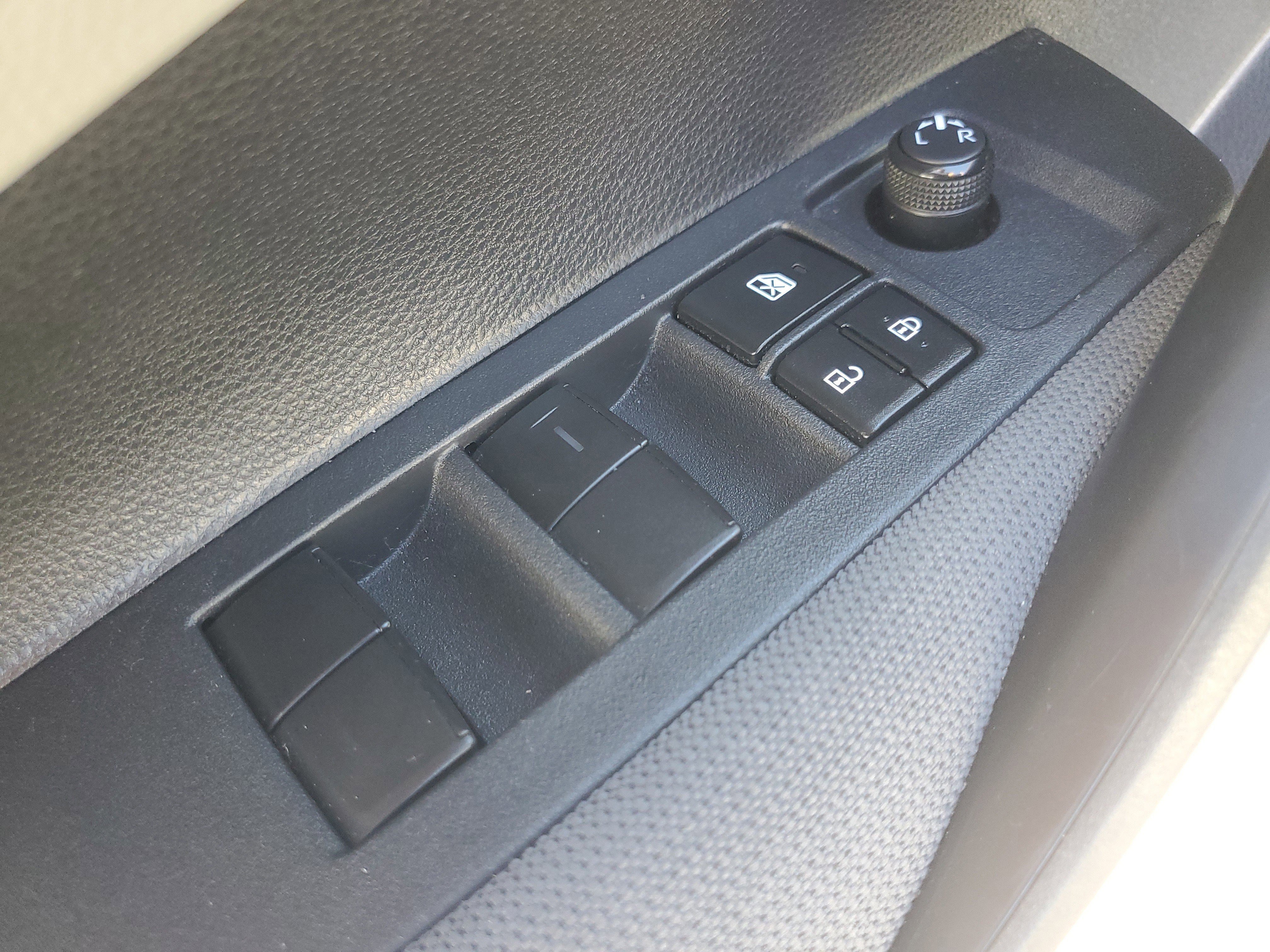 Used 2023 Toyota Corolla LE image 19