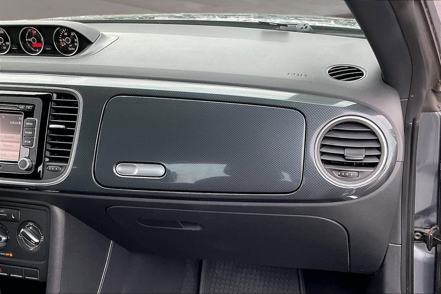 Used 2012 Volkswagen Beetle Turbo image 25