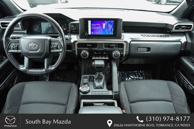 Used 2025 Toyota Tacoma SR5 AWD/4WD image 12