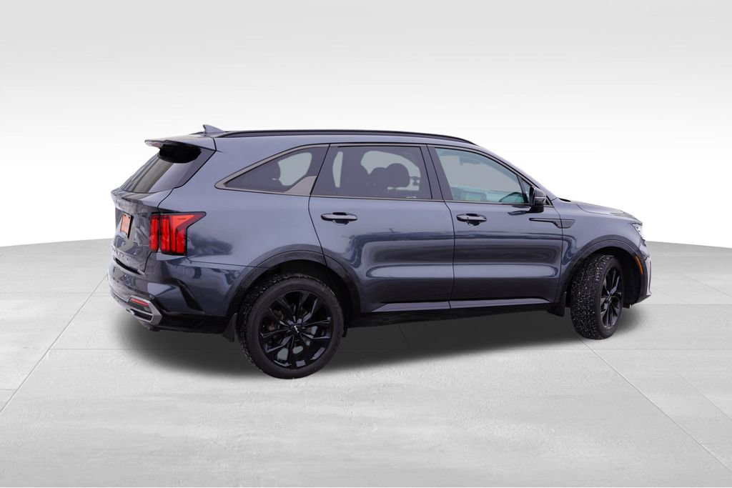 Certified 2022 Kia Sorento SX image 5