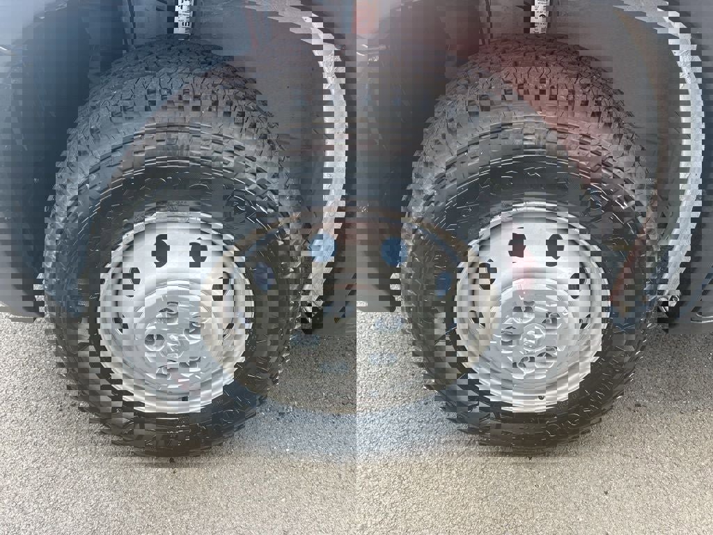 Used 2023 RAM ProMaster 2500 w/ Convenience Group image 23