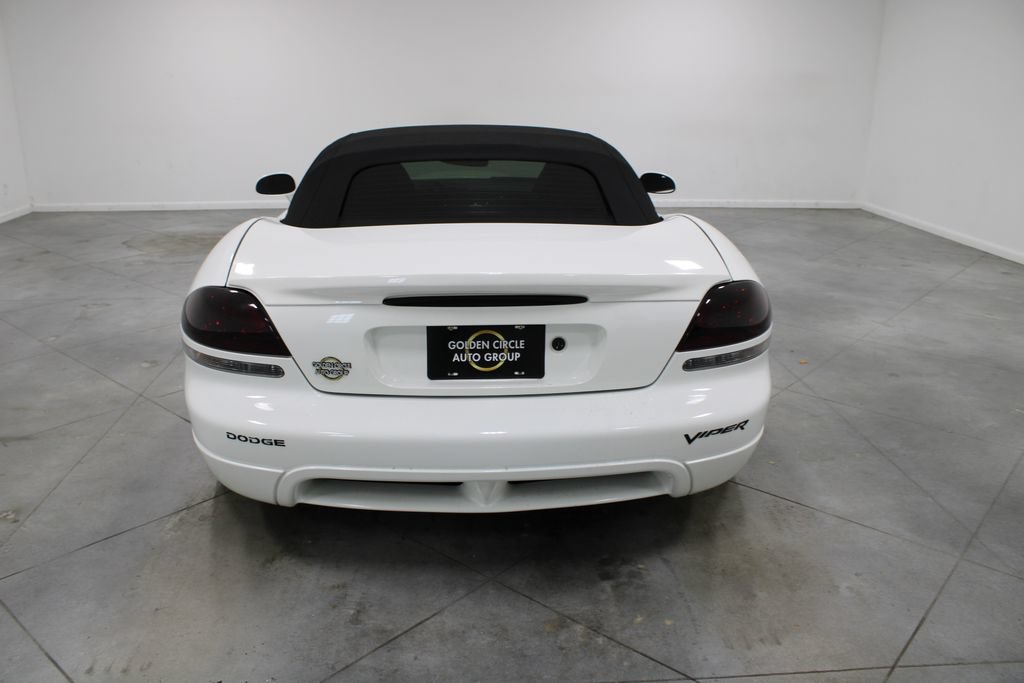 Used 2004 Dodge Viper SRT-10 RWD image 8