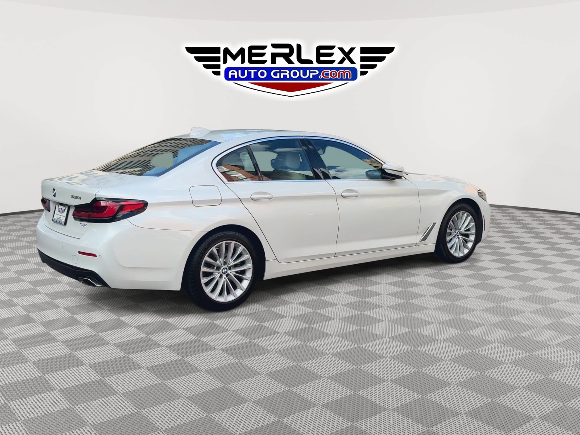 Used 2021 BMW 530i RWD image 8