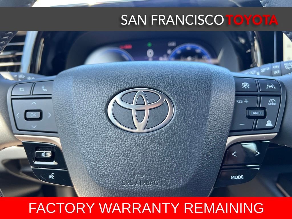 Certified 2025 Toyota Crown Signia image 34