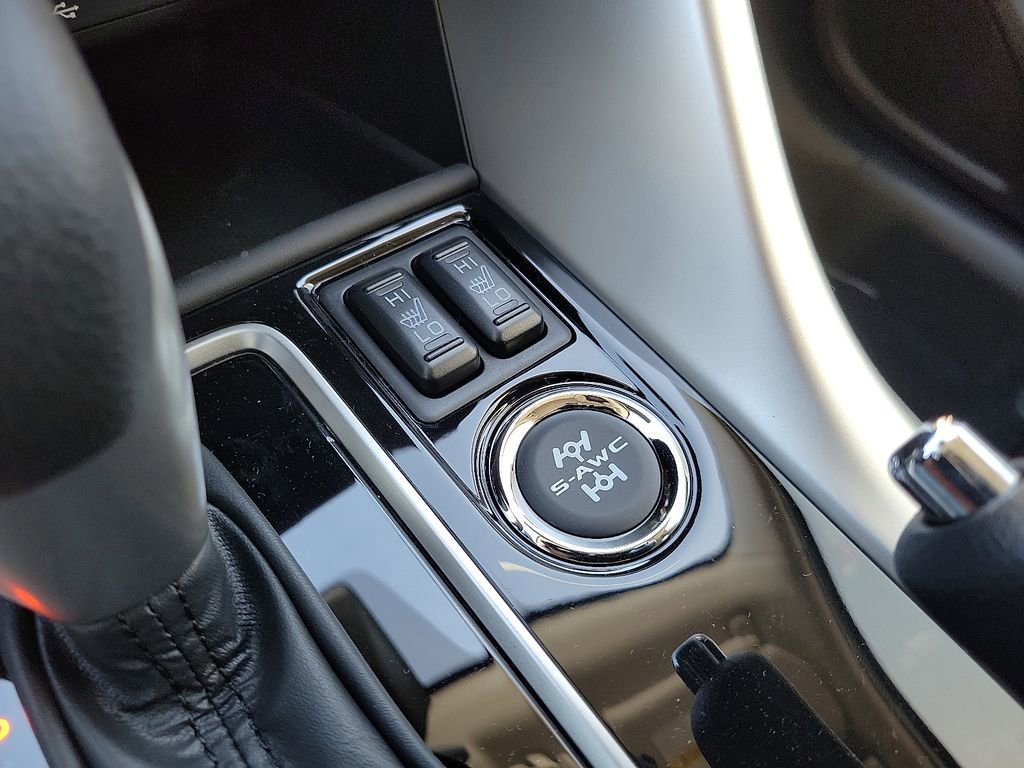 New 2026 Mitsubishi Eclipse Cross LE AWD/4WD image 17