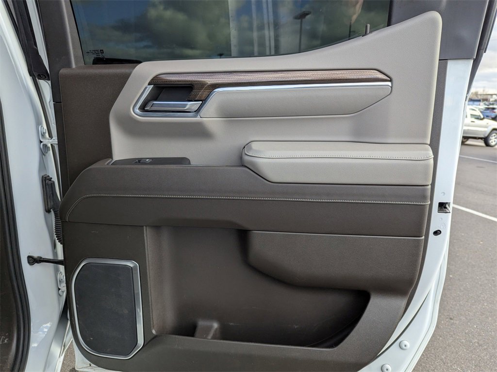 Used 2023 Chevrolet Silverado 1500 LT w/ Z71 Off-Road Package image 39