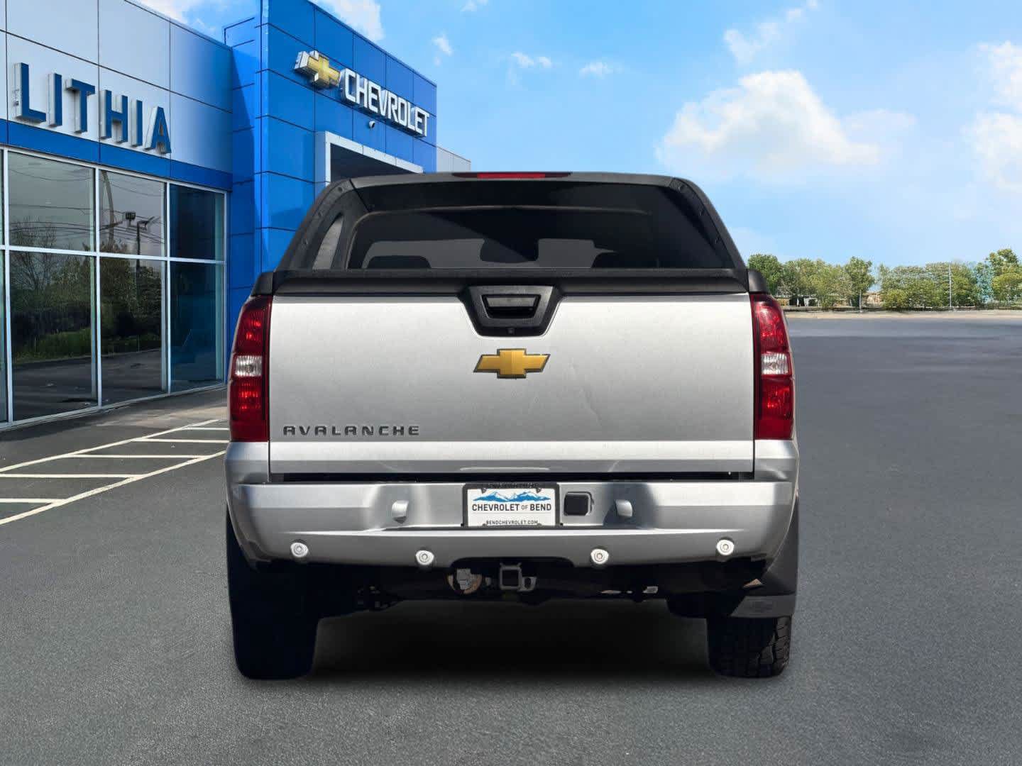 Used 2012 Chevrolet Avalanche LT AWD/4WD image 7