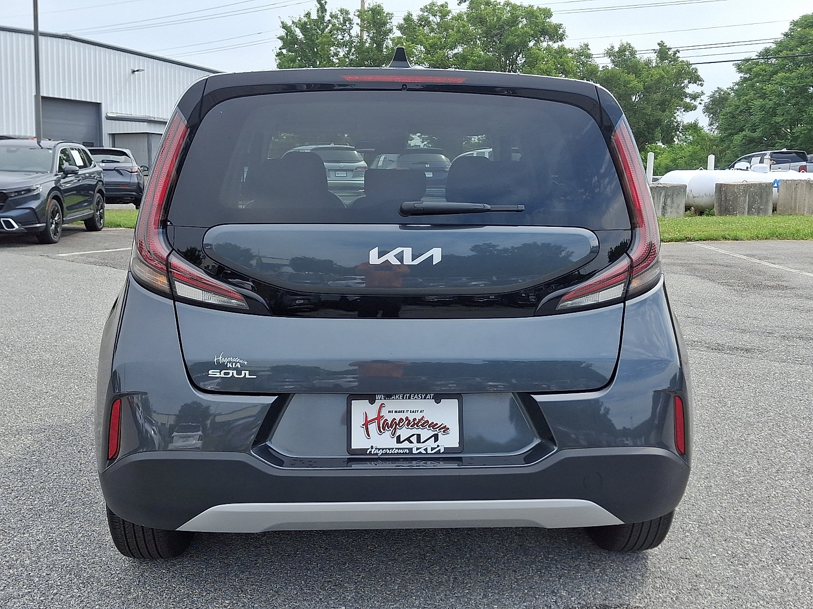 Certified 2025 Kia Soul LX w/ LX Technology Package FWD image 5