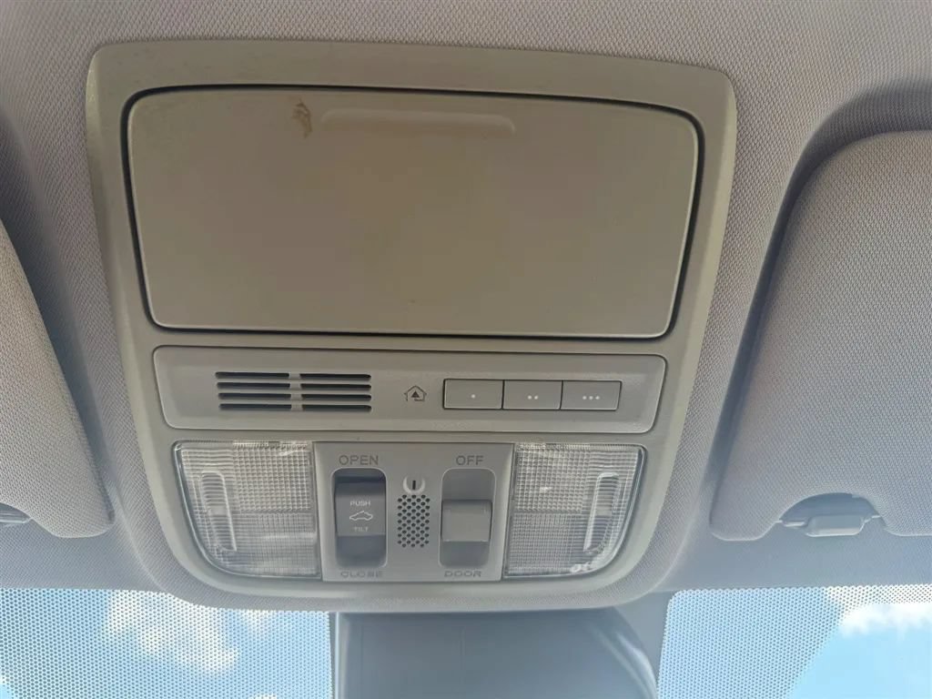 Used 2015 Honda Accord EX-L image 21