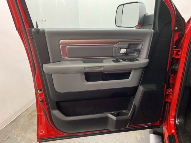 Used 2018 RAM 2500 SLT image 17