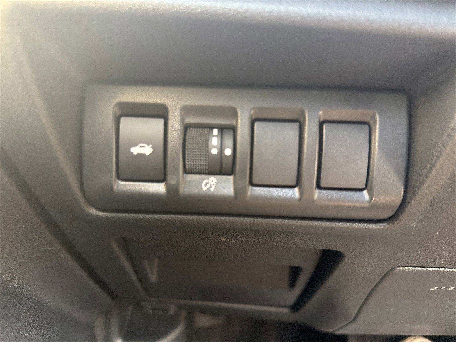 Certified 2025 Subaru Legacy Limited image 25