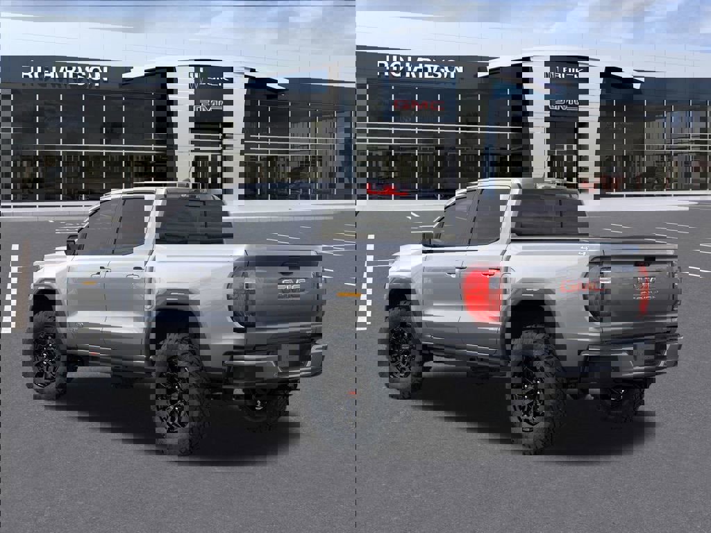 New 2026 GMC Canyon Elevation image 3
