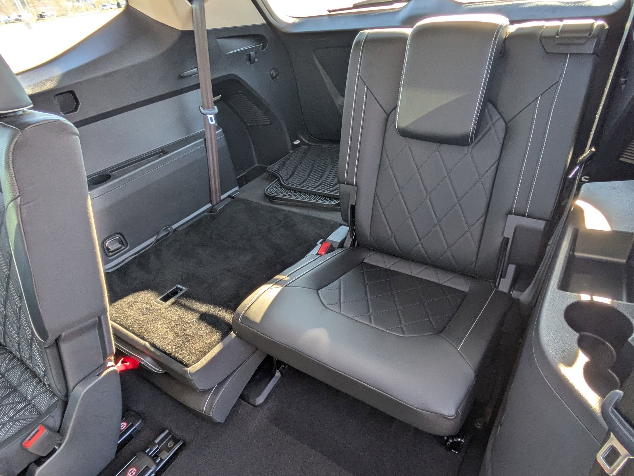 Used 2024 Volkswagen Atlas SEL Premium R-Line image 26