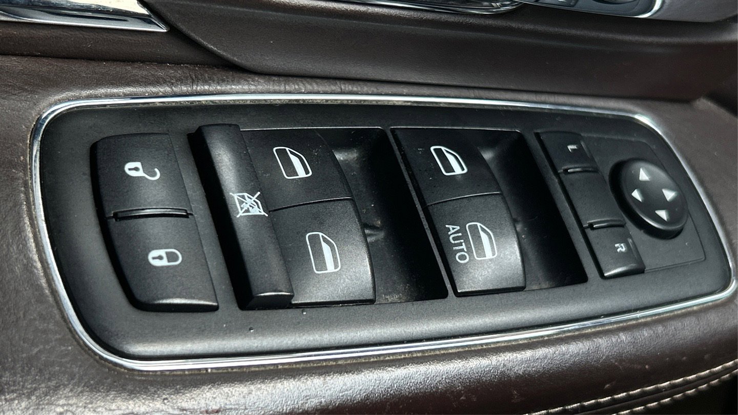 Used 2014 RAM 1500 Laramie Longhorn w/ Convenience Group image 44