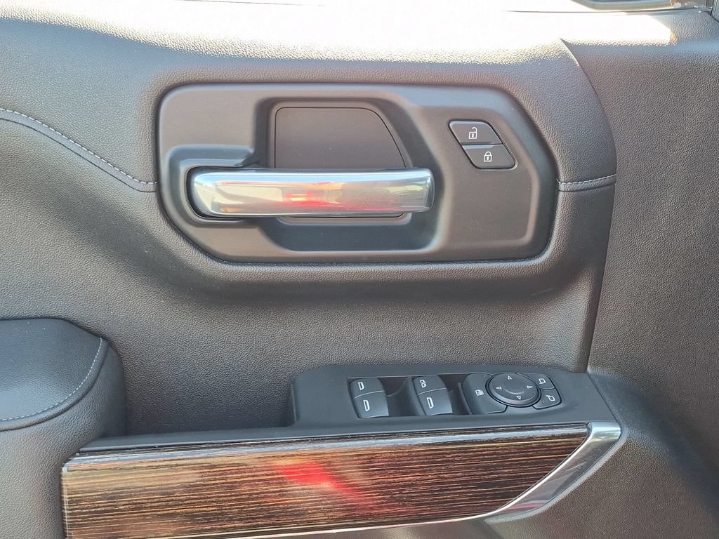 Used 2021 GMC Sierra 1500 Elevation RWD image 11