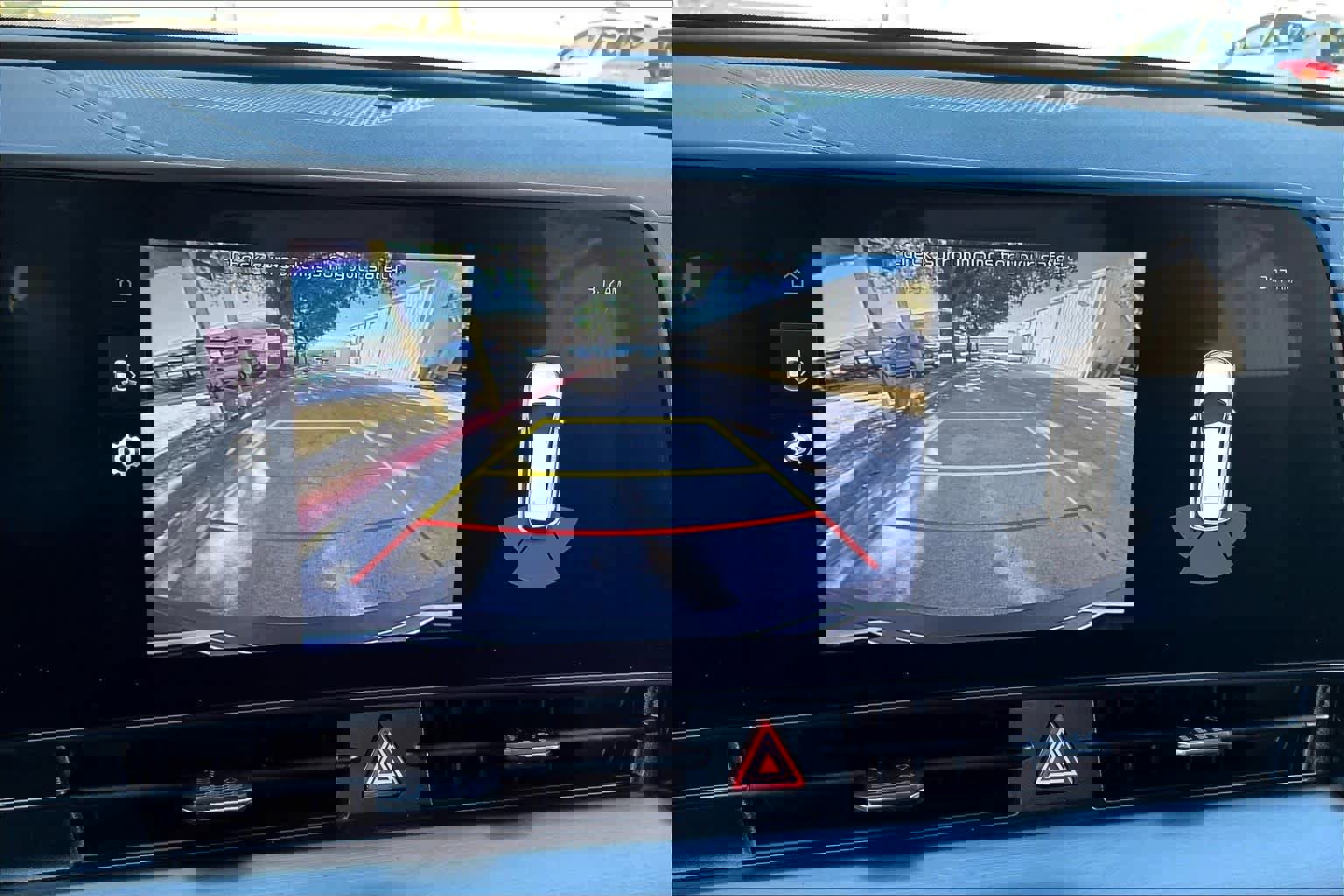 Used 2025 Kia Sportage EX image 26