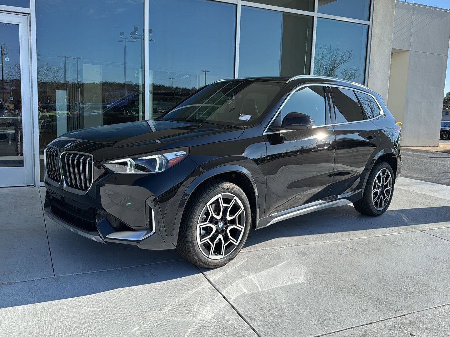 New 2026 BMW X1 xDrive28i w/ Technology Package image 2
