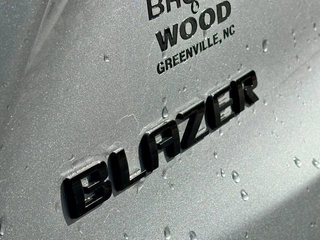 Used 2025 Chevrolet Blazer LT w/ Midnight/Sport Edition image 15