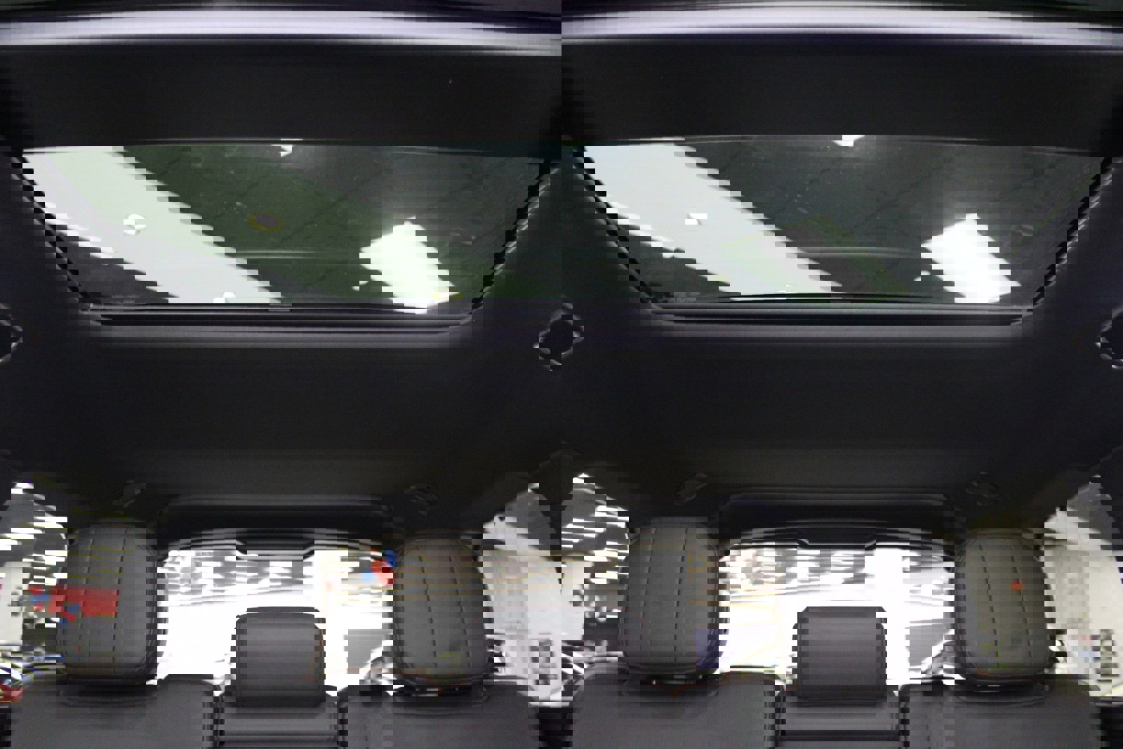 Used 2023 Land Rover Range Rover SE image 46