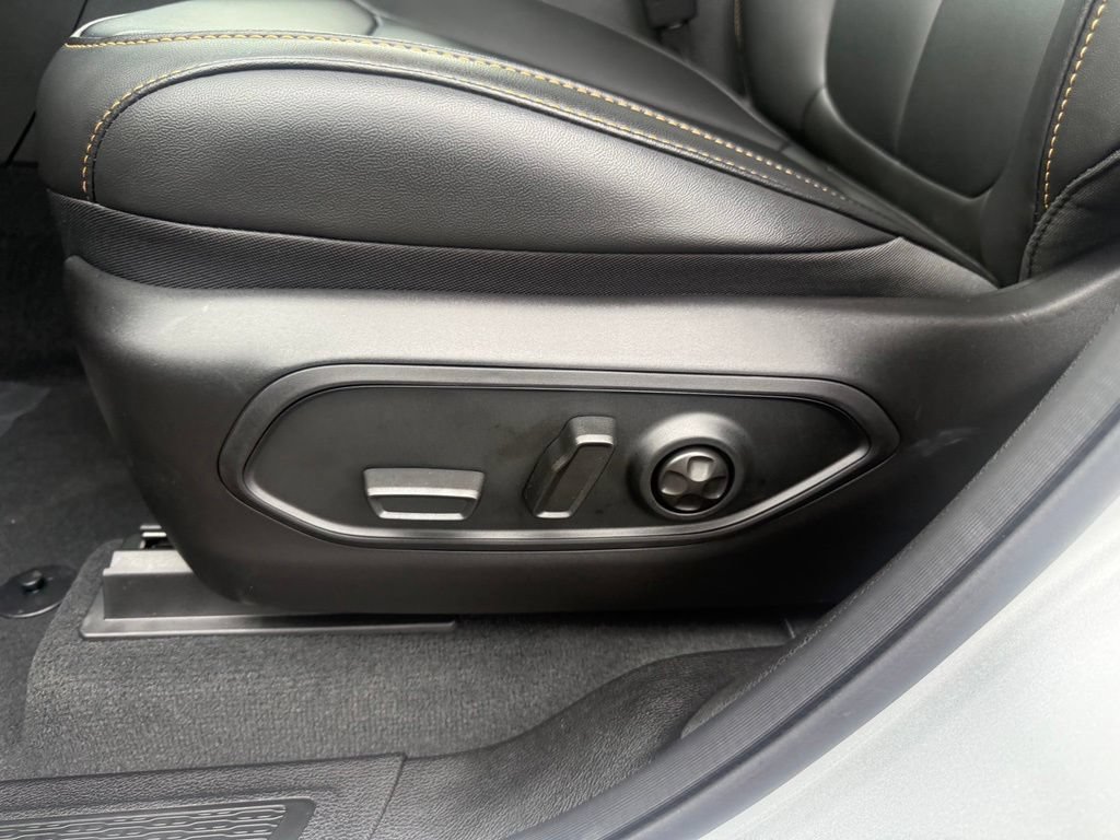 New 2026 Jeep Grand Cherokee L Limited AWD/4WD image 13