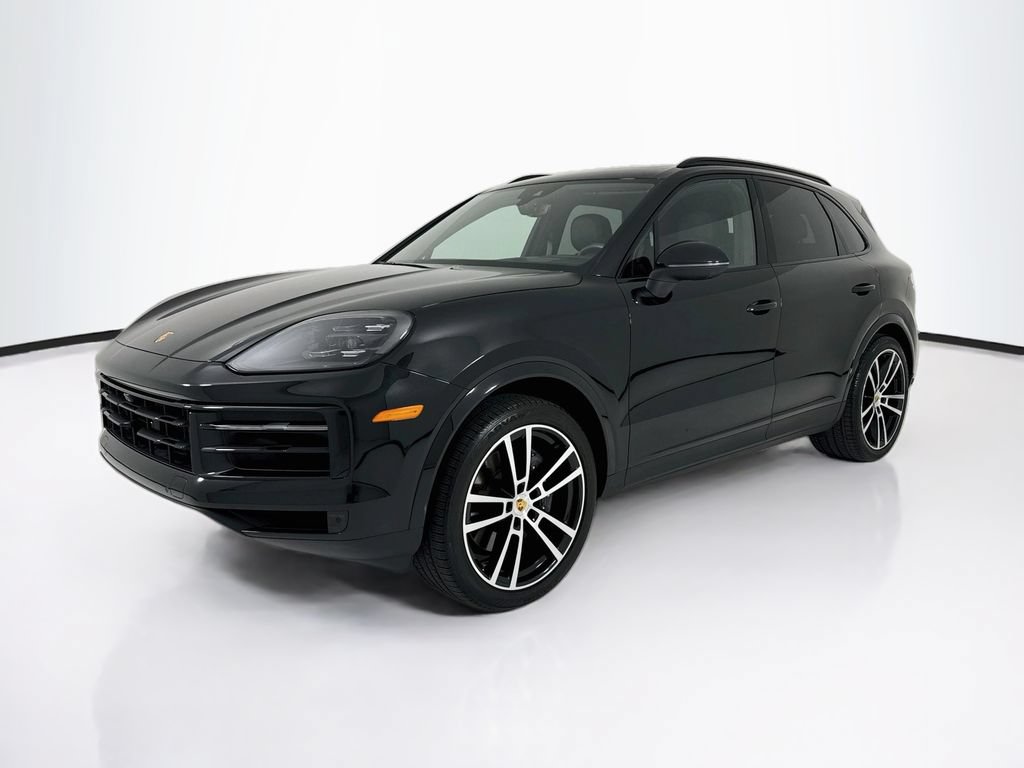 Certified 2024 Porsche Cayenne AWD/4WD image 1