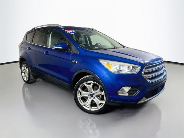Used 2018 Ford Escape Titanium w/ Ford Safe & Smart Package FWD image 2