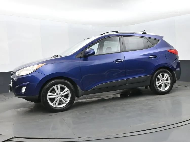 Used 2011 Hyundai Tucson GLS FWD image 5