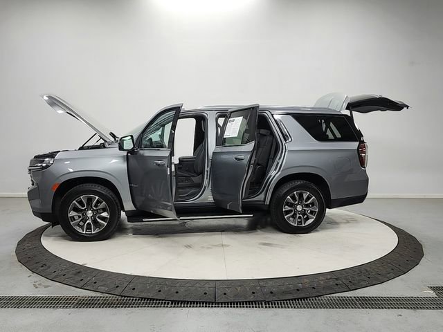 Used 2023 Chevrolet Tahoe LT w/ Luxury Package AWD/4WD image 12