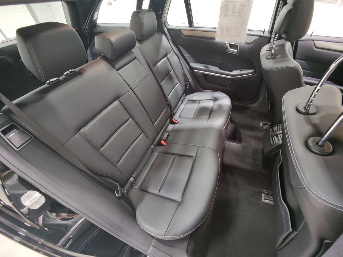 Used 2014 Mercedes-Benz E 350 4MATIC Wagon image 19