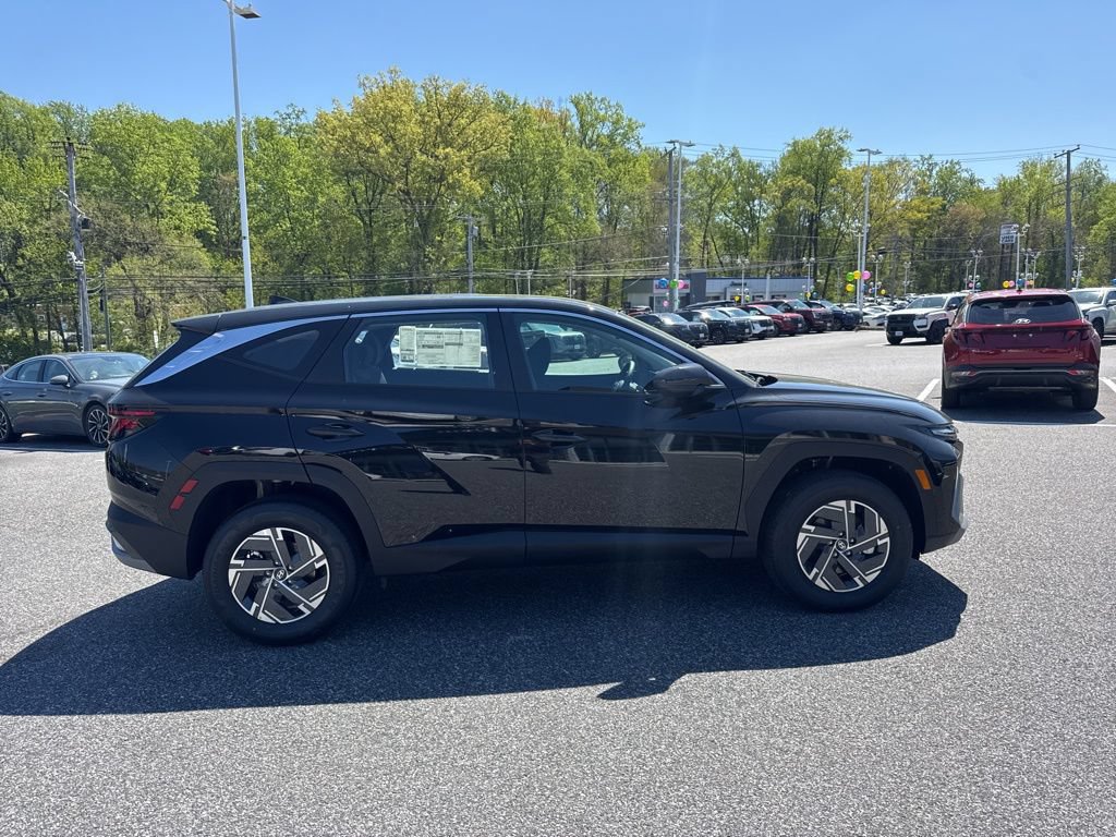 New 2026 Hyundai Tucson Blue SE AWD/4WD image 4