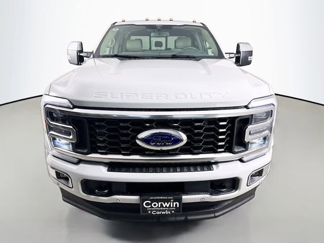 New 2026 Ford F450 Platinum w/ Platinum Plus Package image 2