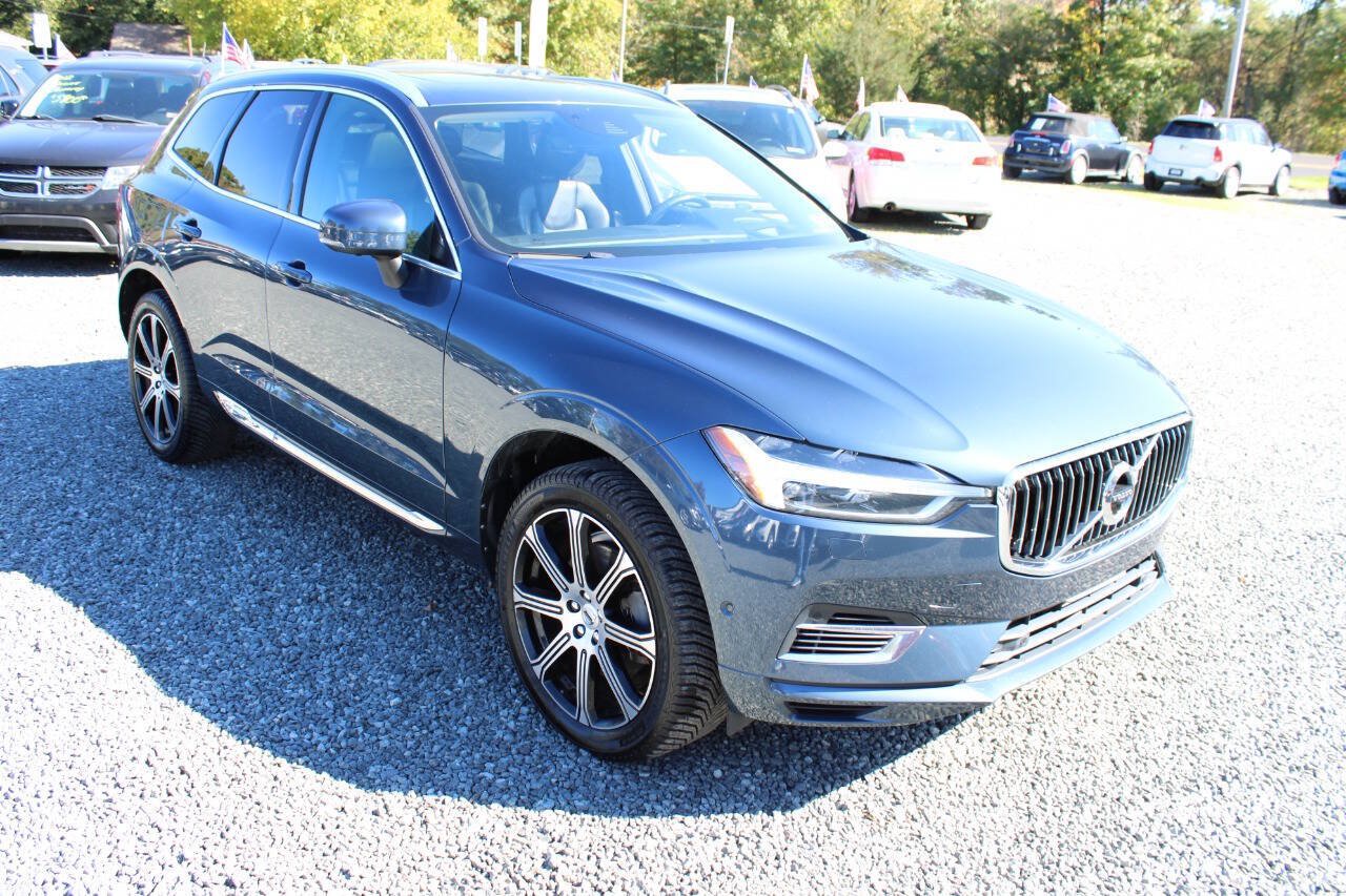 Used 2018 Volvo XC60 T8 Inscription w/ Luxury Seat Package AWD/4WD image 4