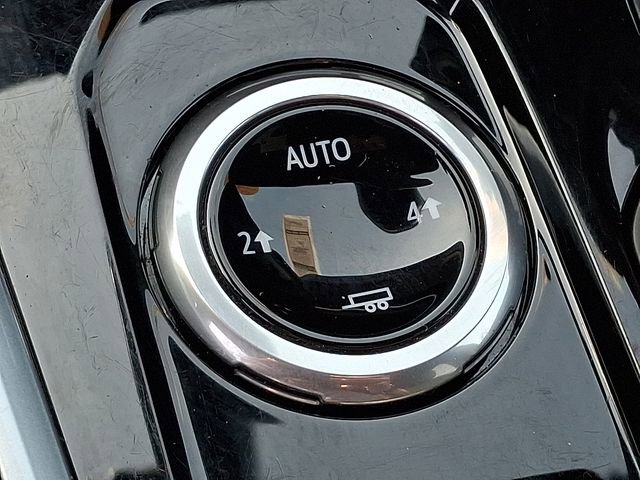 Used 2025 Chevrolet Colorado W/T w/ Advanced Trailering Package image 26