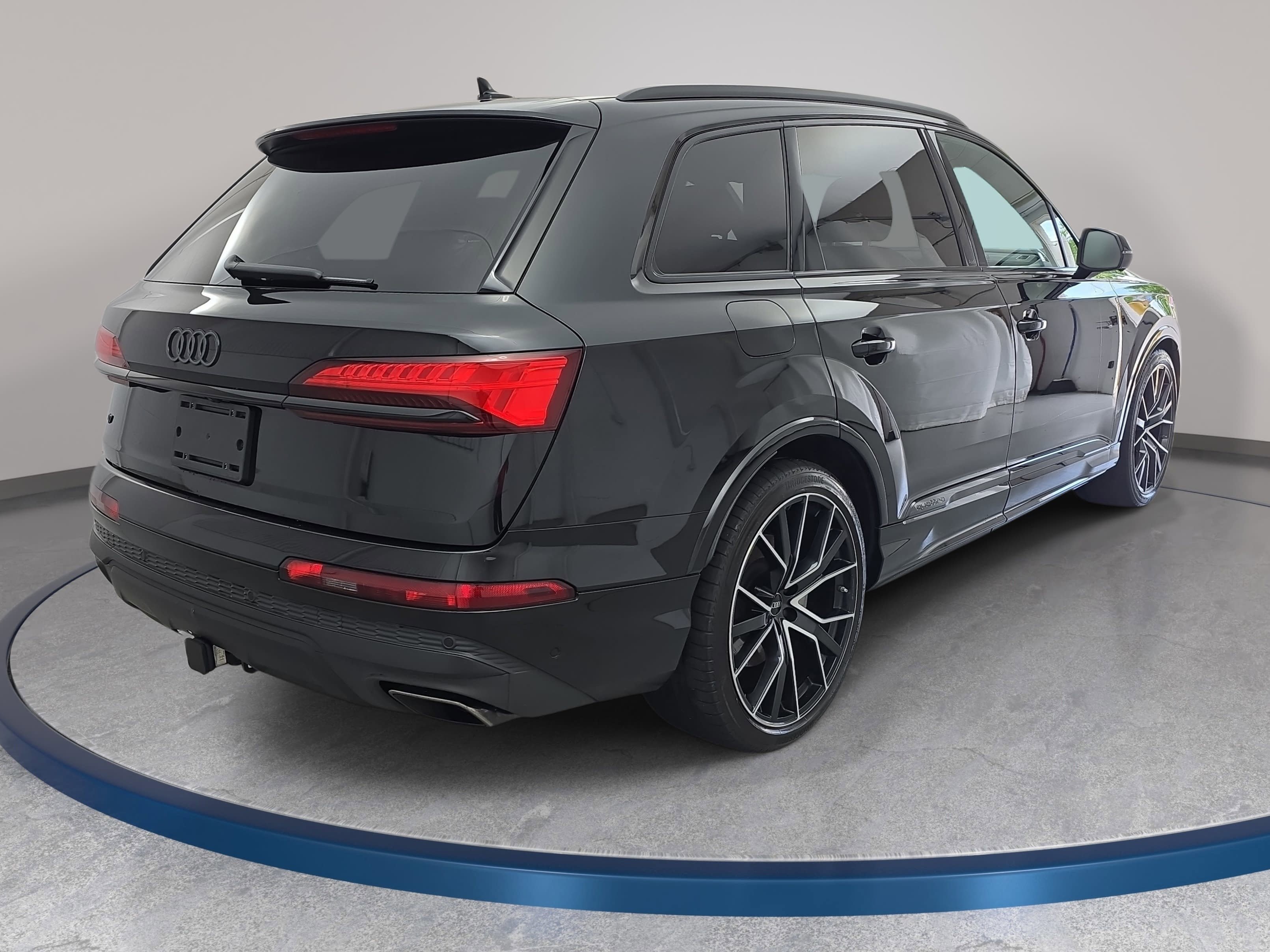 Used 2025 Audi Q7 3.0T Prestige AWD/4WD image 5