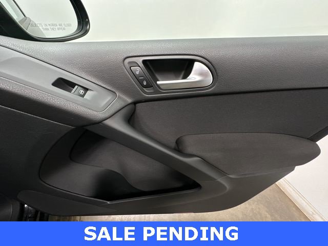 Used 2017 Volkswagen Tiguan Limited w/ Premium Package image 22