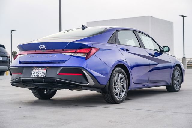 Used 2024 Hyundai Elantra SEL image 10