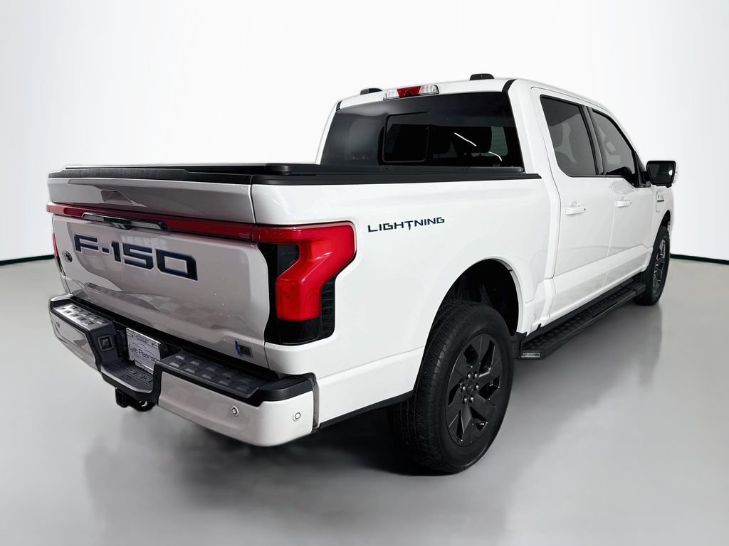Used 2022 Ford F150 Lightning Lariat AWD/4WD image 9