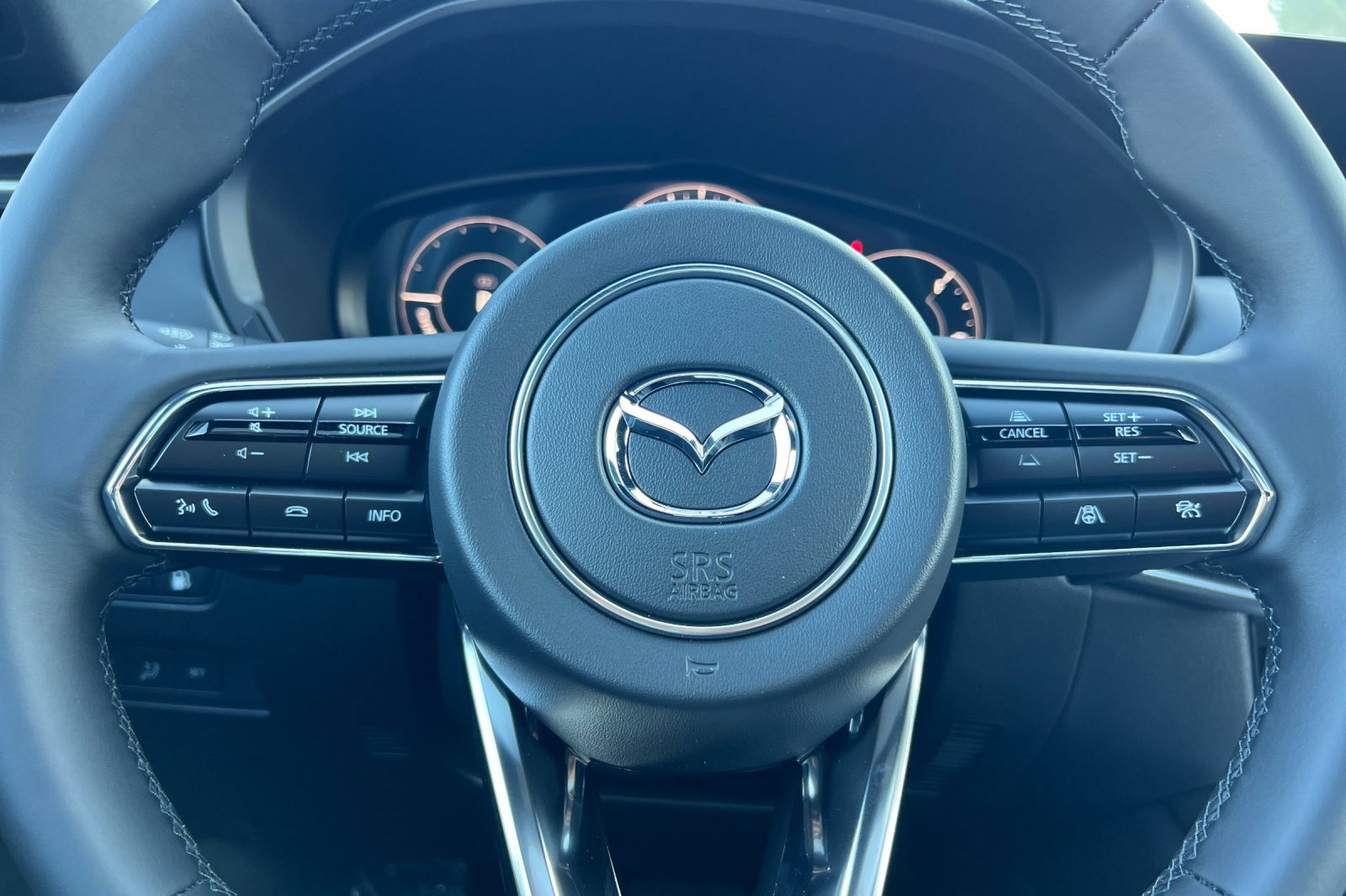 New 2025 MAZDA CX-70 Plug-In Hybrid w/ Premium Plus image 26