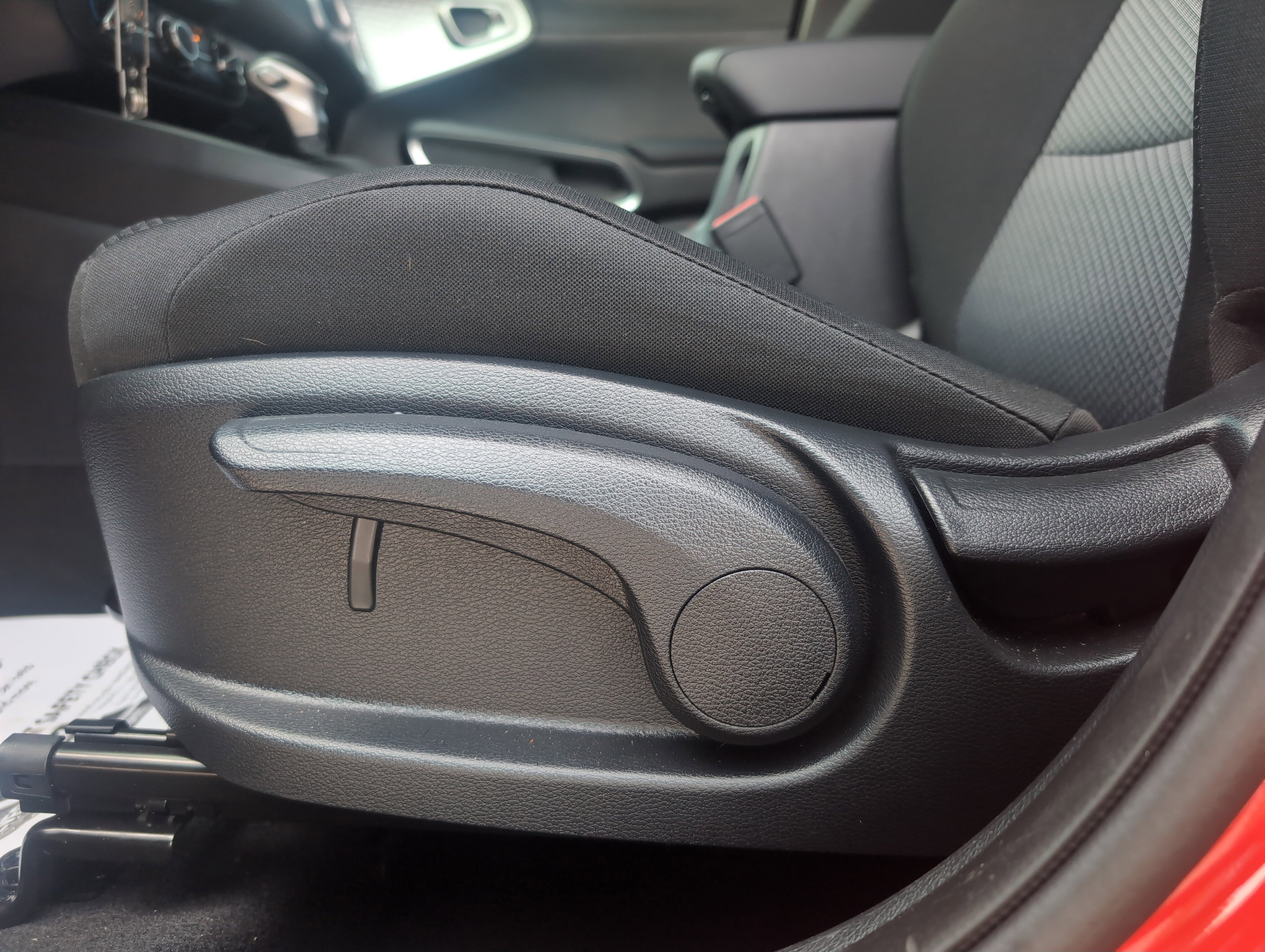 Used 2025 Kia Soul LX w/ LX Technology Package image 17