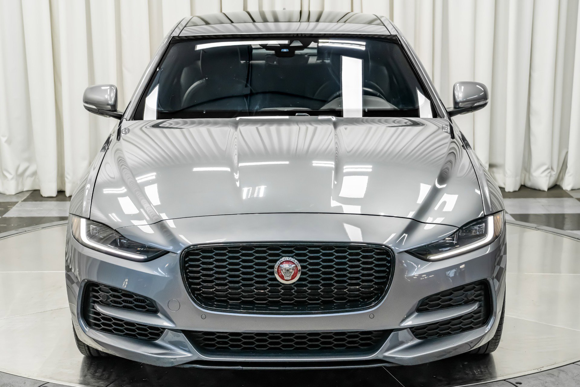 Used 2020 Jaguar XE S image 36