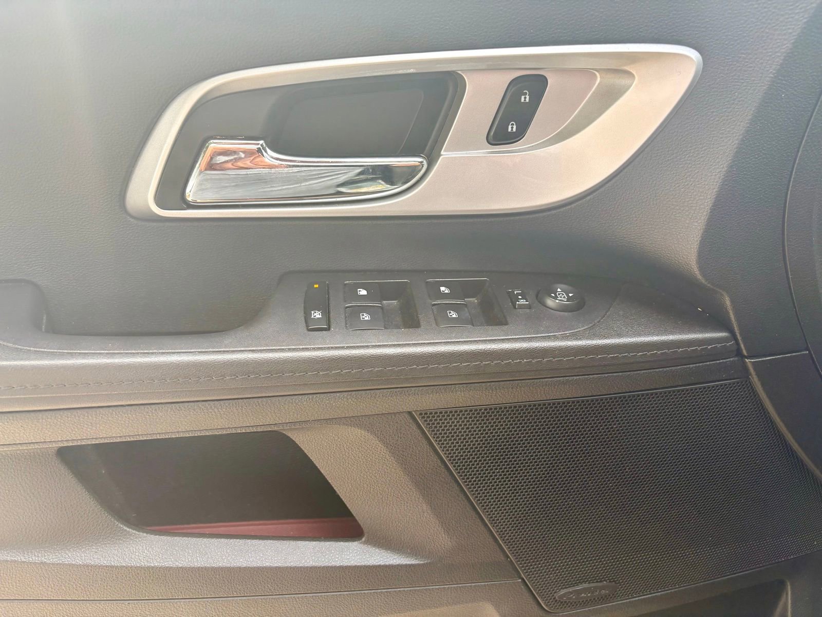 Used 2017 Chevrolet Equinox LT w/ Convenience Package FWD image 14