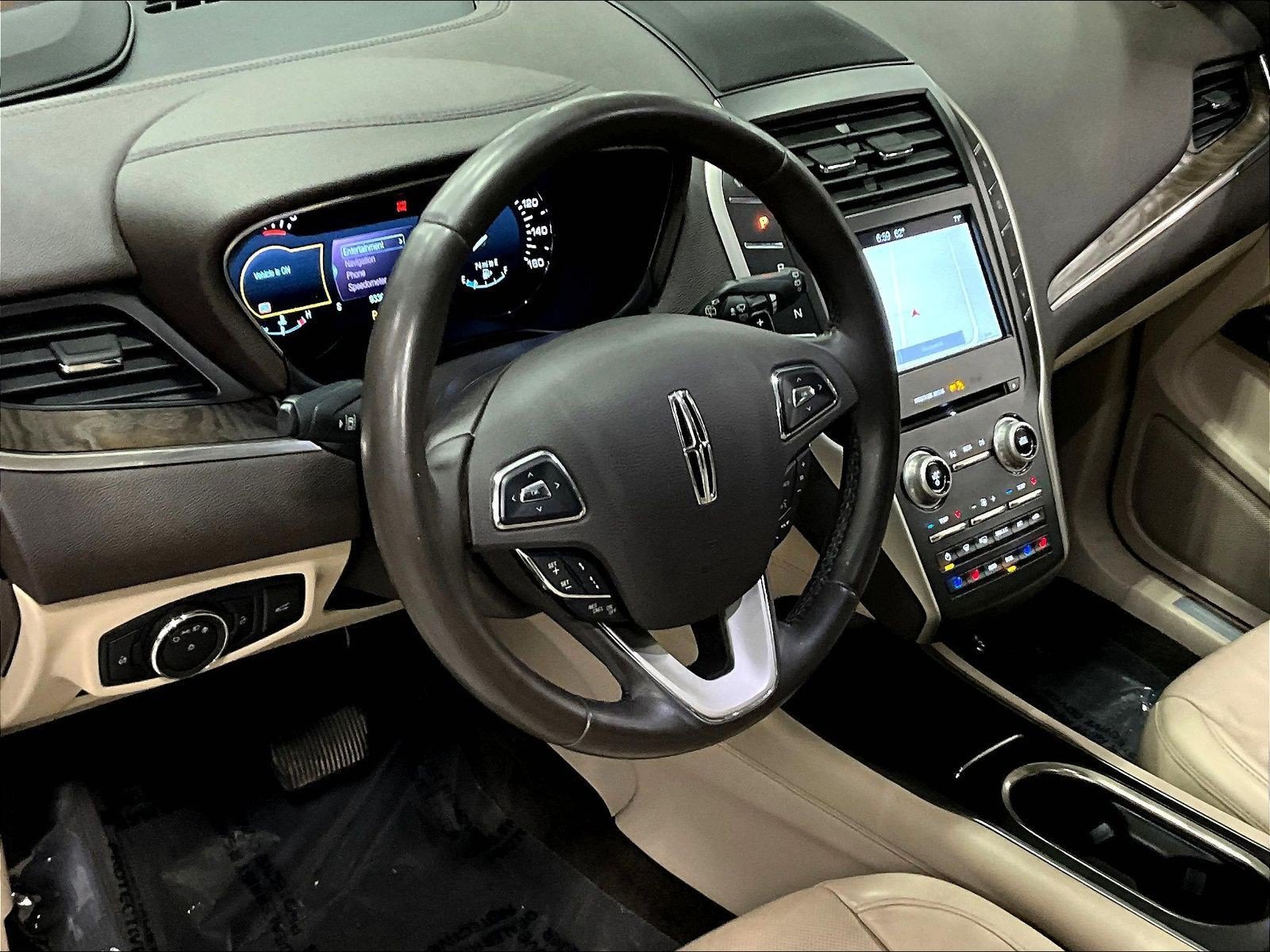 Used 2017 Lincoln MKC Reserve w/ Technology Package AWD/4WD image 17