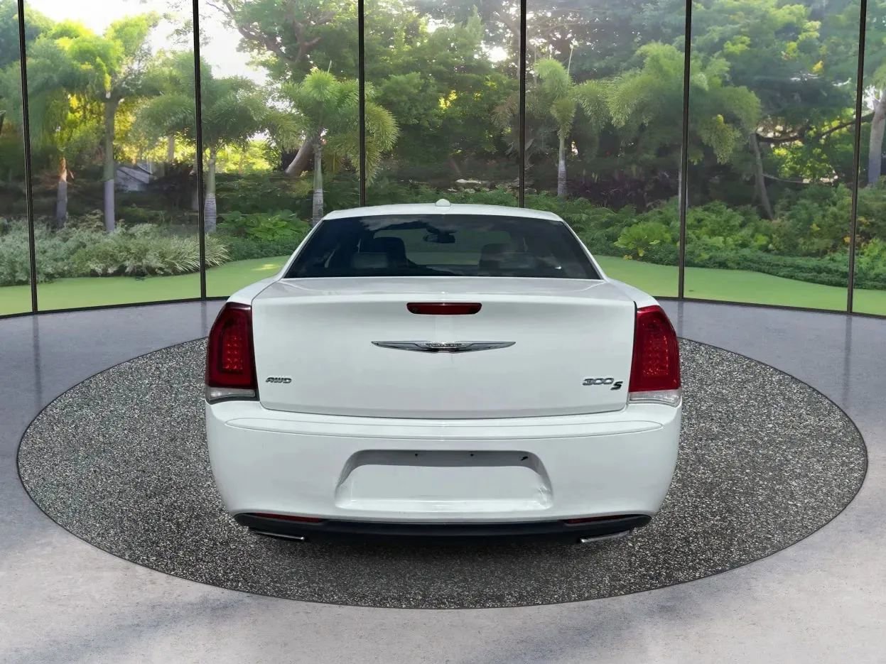 Used 2016 Chrysler 300 S AWD/4WD image 6