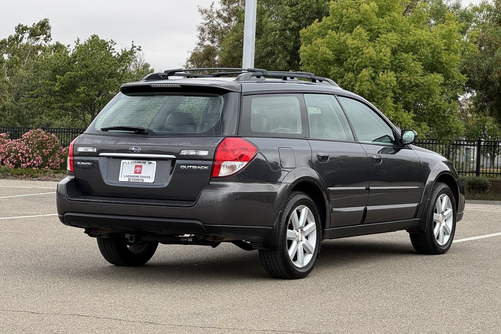 Used 2008 Subaru Outback 2.5i Limited AWD/4WD image 4
