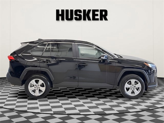 Used 2025 Toyota RAV4 XLE image 2