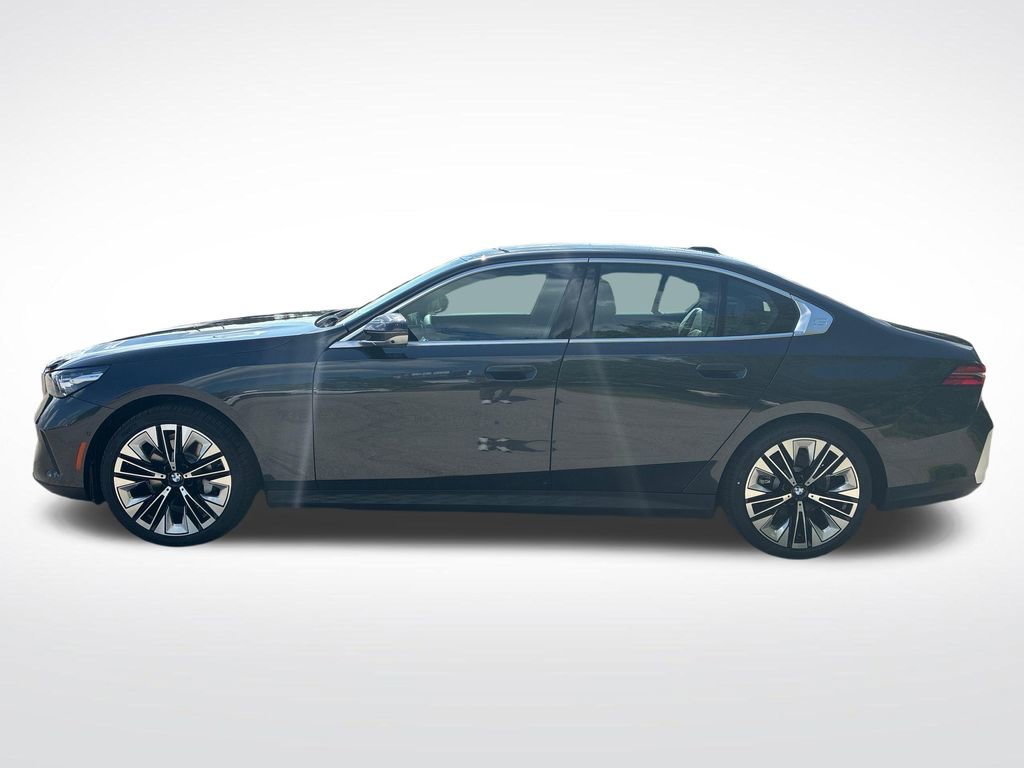 New 2026 BMW 530i xDrive AWD/4WD image 6
