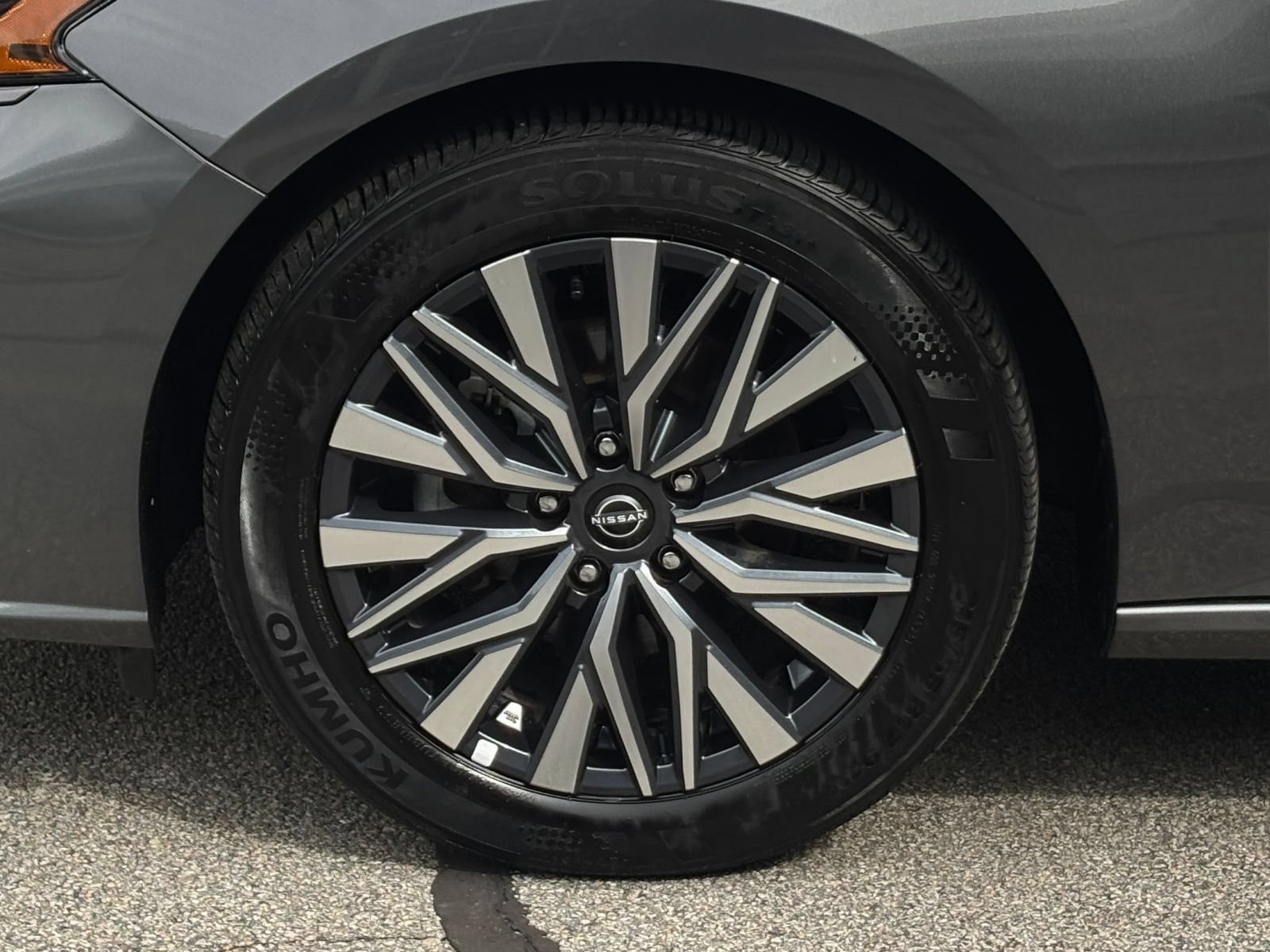 Used 2026 Nissan Altima 2.5 SV FWD image 29