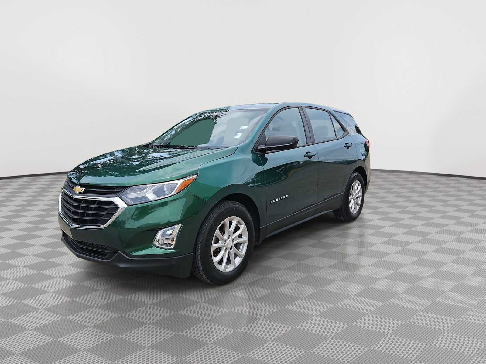 Used 2018 Chevrolet Equinox LS FWD image 4