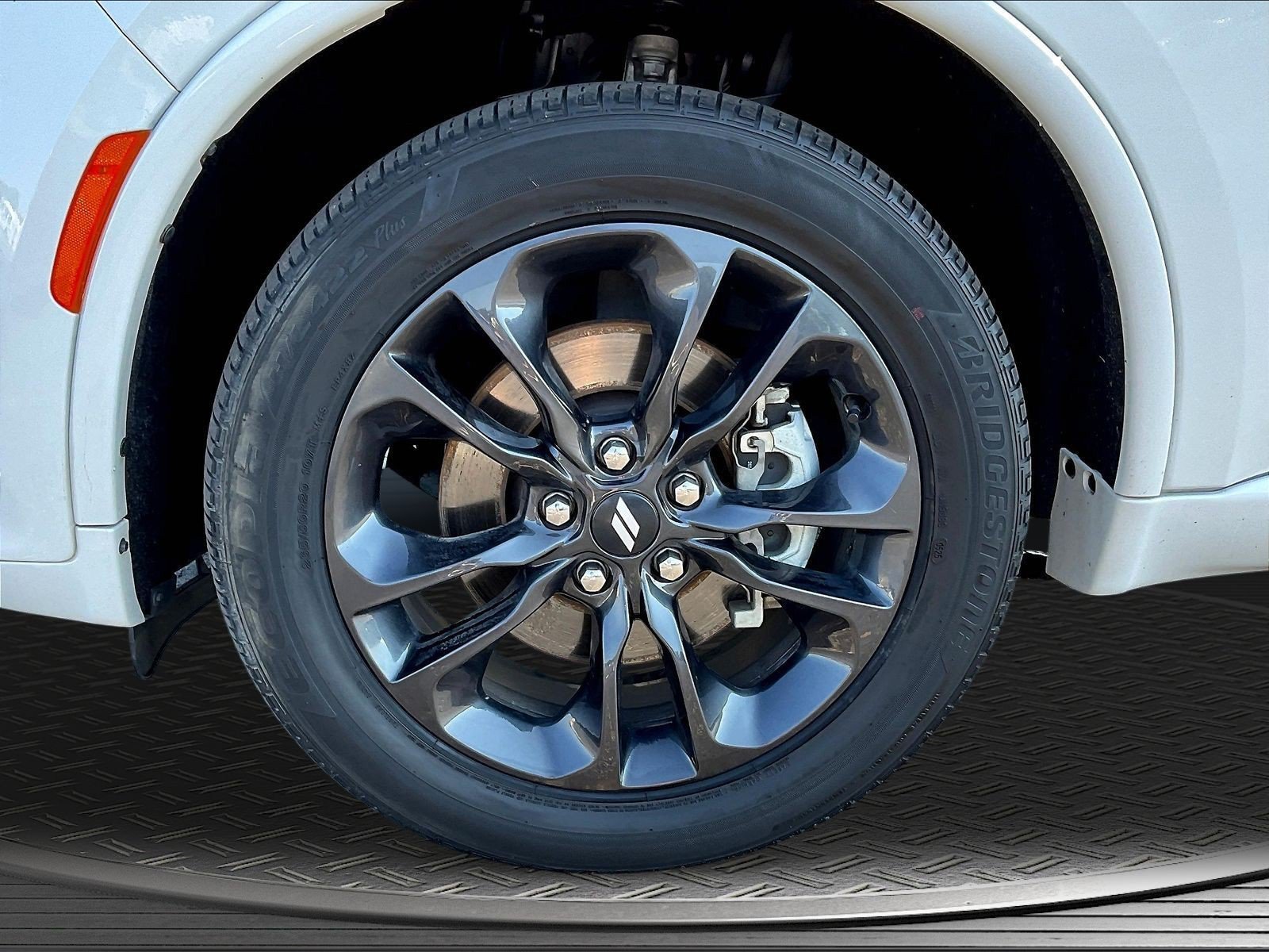 Used 2025 Dodge Durango GT AWD/4WD image 28